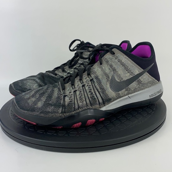 Nike Free TR6 Silver/Pink Athletic Running Shoes 849805-002 Women's Size 9 - Picture 1 of 12